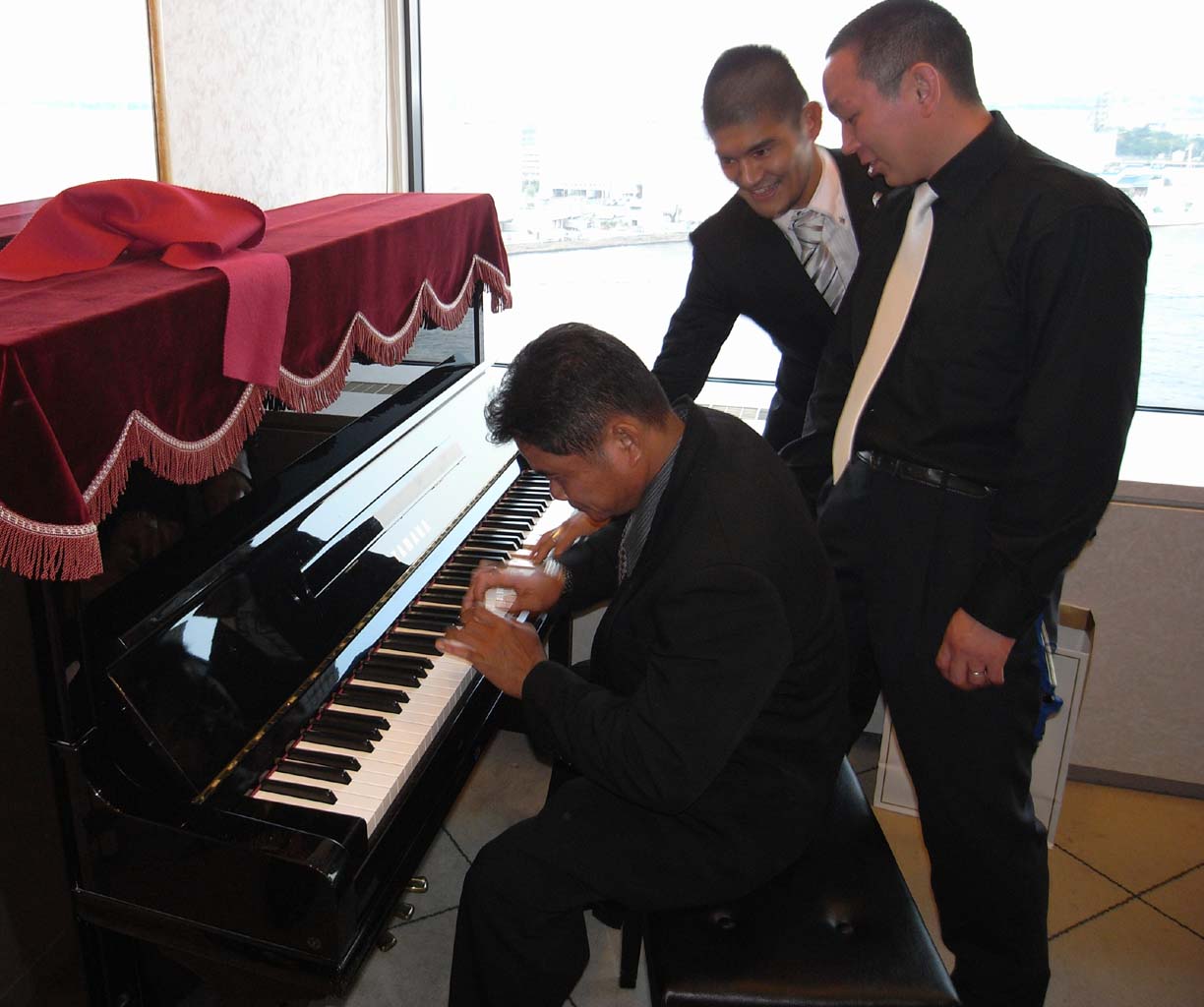 piano.jpg